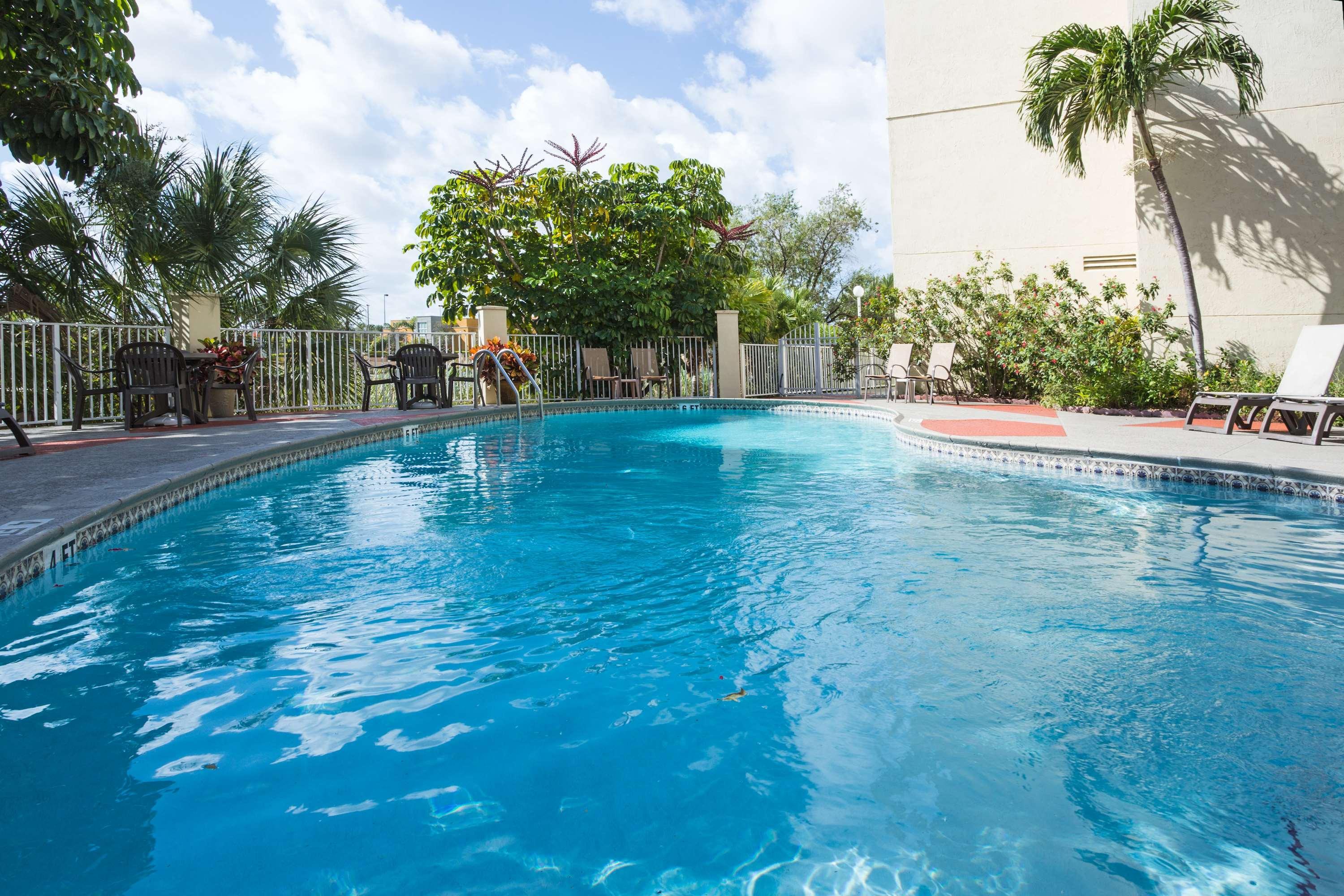 The Palms Inn & Suites Miami, Kendall, Fl Eksteriør bilde